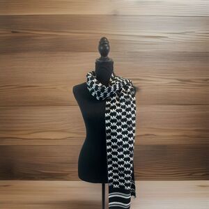 NEW MICHAEL KORS Women's Knit Scarf MK Logo Monogram All Over Print. Knit. NWT